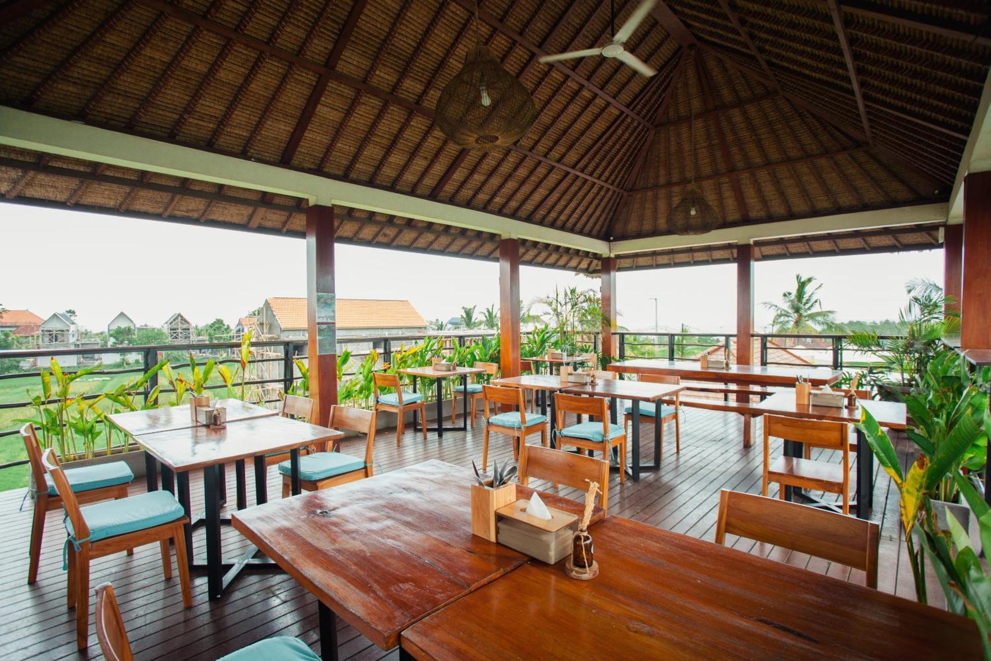 Swell Hotel, Pool Bar & Restaurant Танаг-Лот Екстер'єр фото