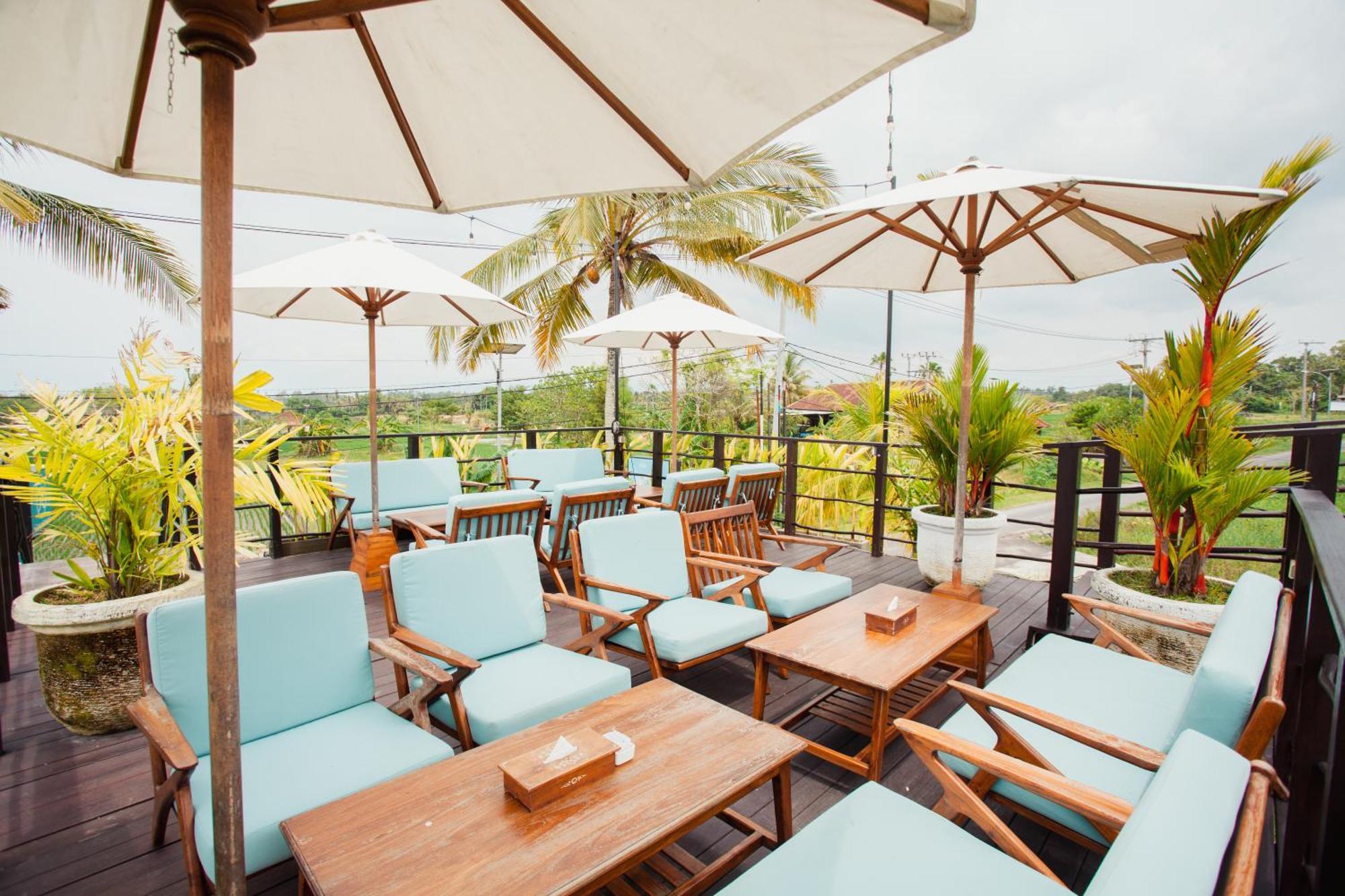 Swell Hotel, Pool Bar & Restaurant Танаг-Лот Екстер'єр фото